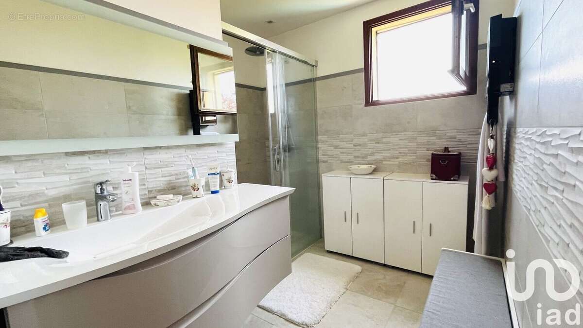 Photo 8 - Maison à BESSENAY