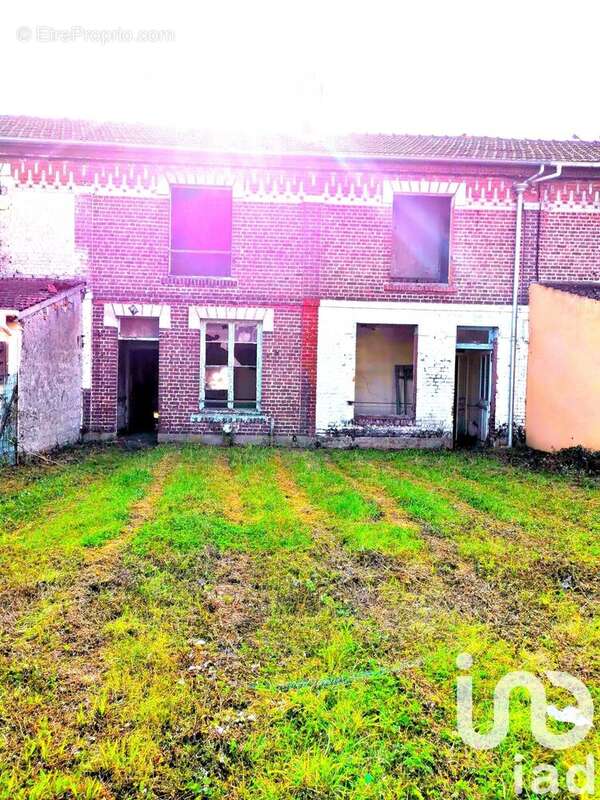 Photo 2 - Maison à SAINT-ETIENNE-DU-ROUVRAY