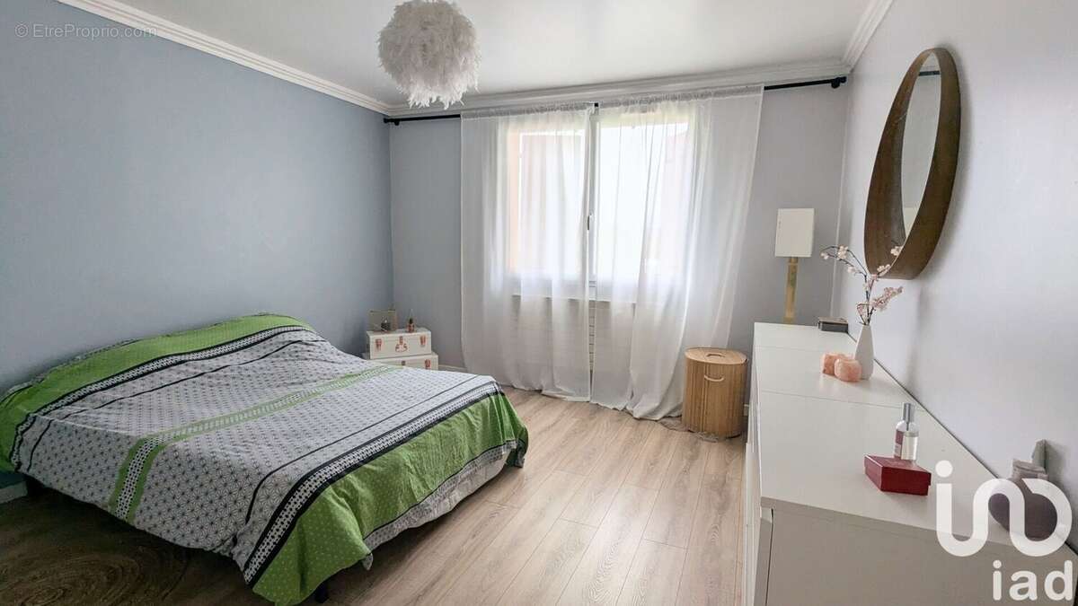 Photo 8 - Maison à SAINT-GERMAIN-LES-ARPAJON