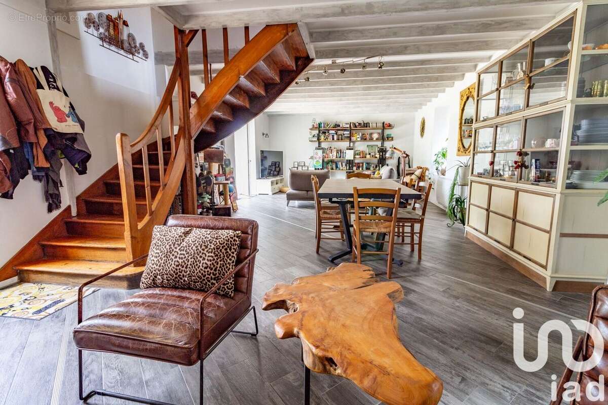 Photo 9 - Maison à BEAULIEU-SOUS-LA-ROCHE