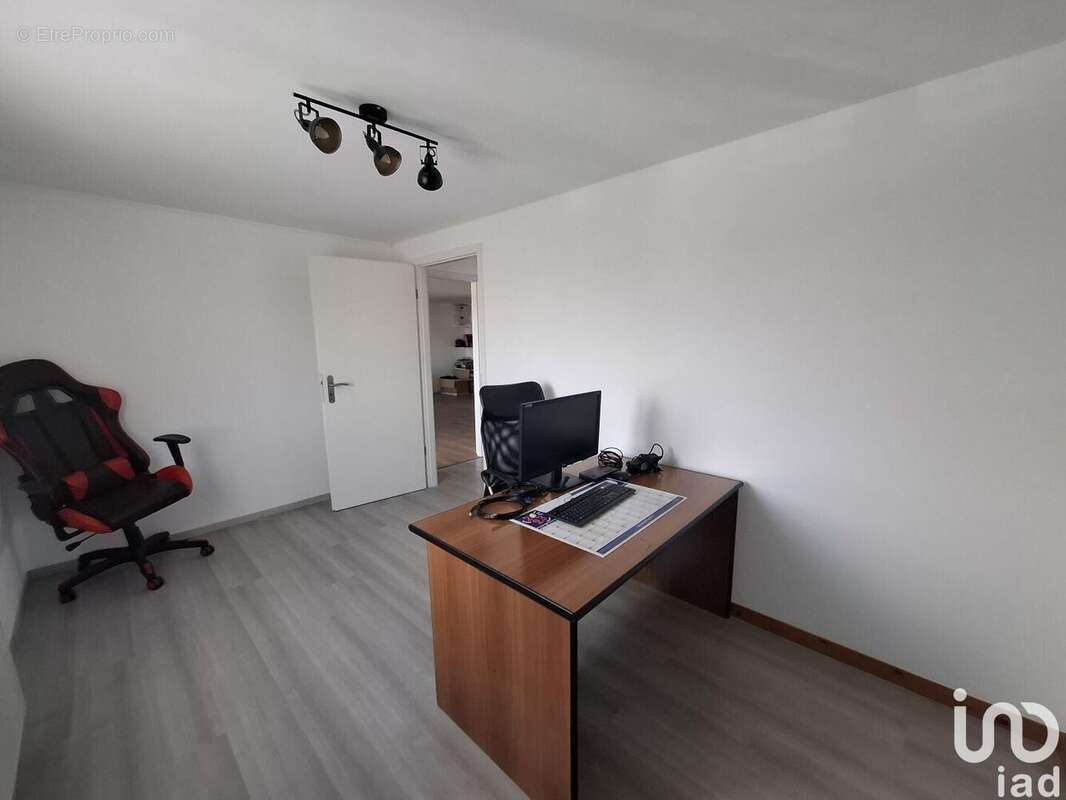 Photo 5 - Commerce à MARENNES