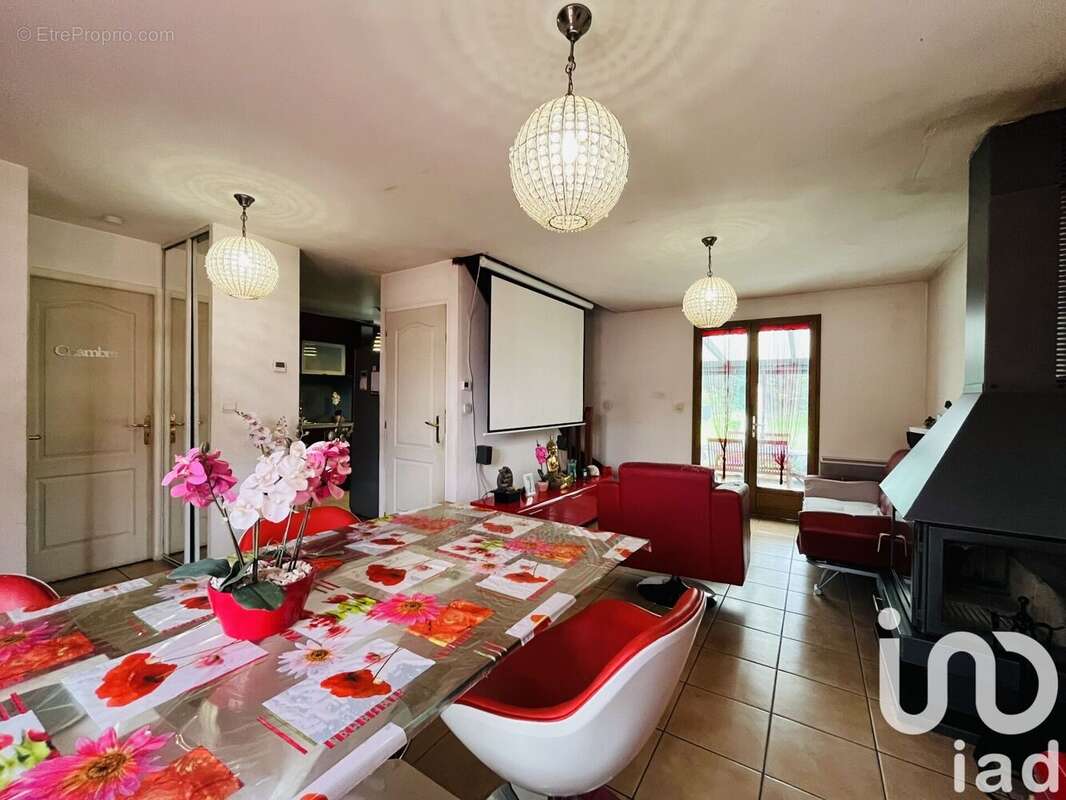 Photo 3 - Maison à ETERPIGNY