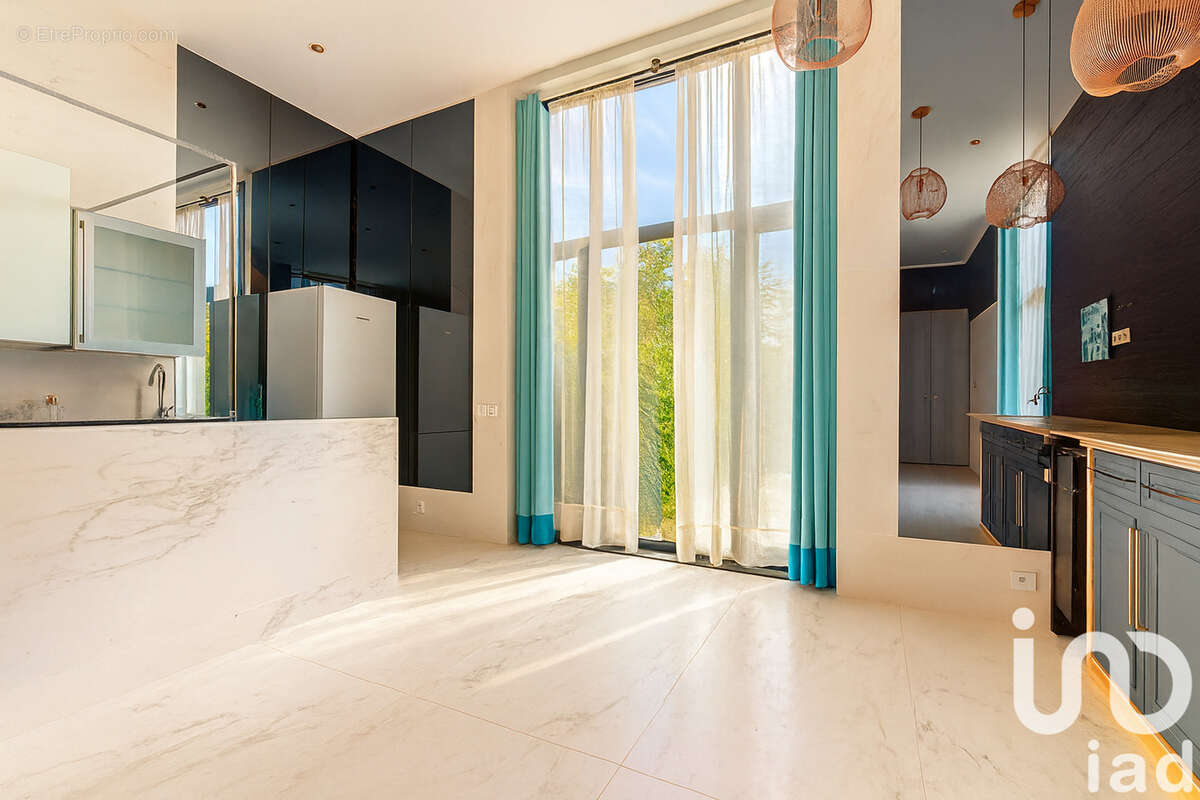 Photo 3 - Maison à MANDRES-LES-ROSES