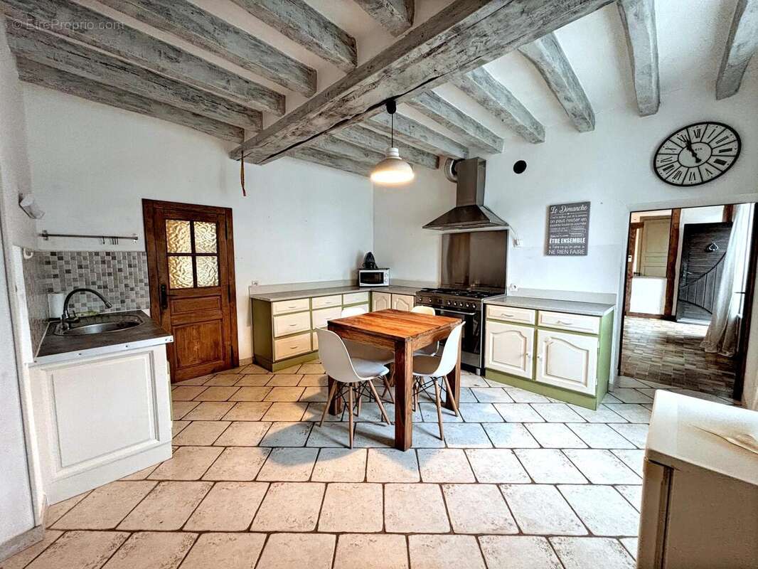 Photo 2 - Maison à CHAMBEUGLE