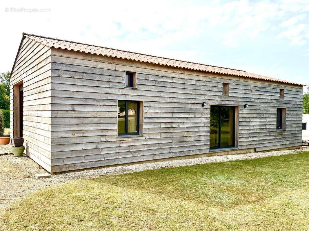 Photo 2 - Maison à SAINT-SIMON-DE-BORDES