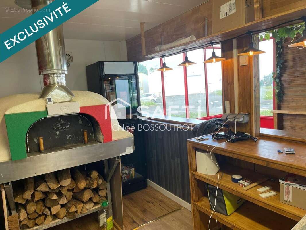 Photo 7 - Commerce à AVRILLE