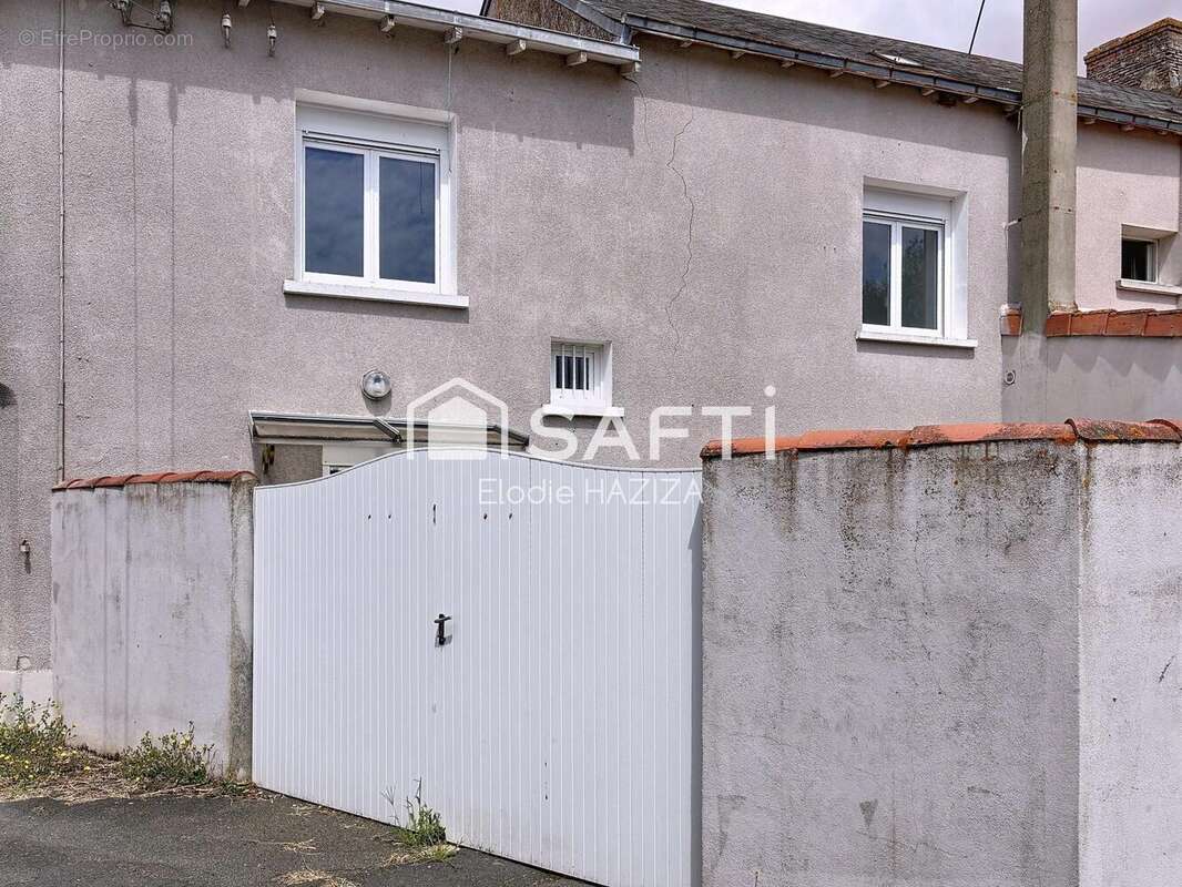 Photo 2 - Maison à THENEZAY