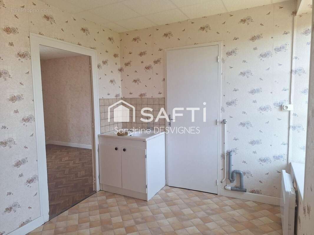 Photo 9 - Maison à SAINT-LEGER-SOUS-BEUVRAY