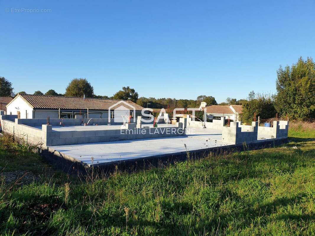 Photo 2 - Maison à THORIGNY