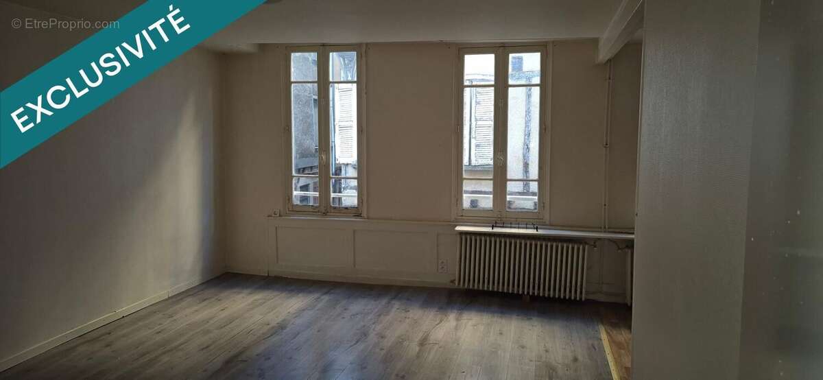 Photo 2 - Appartement à VILLEFRANCHE-DE-ROUERGUE