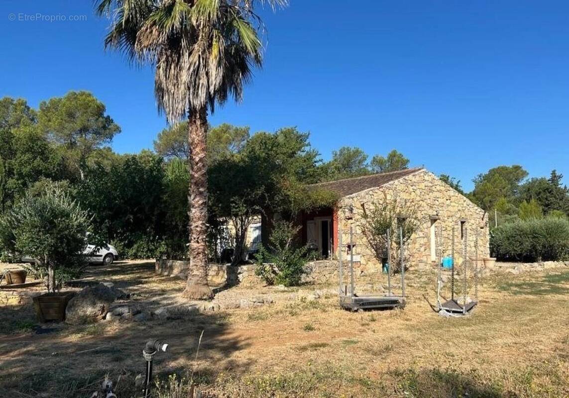 Photo 1 - Maison à LORGUES