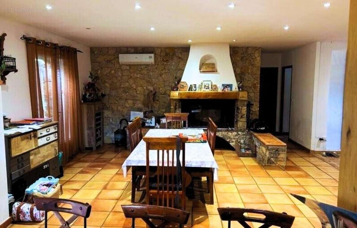 Photo 9 - Maison à LORGUES