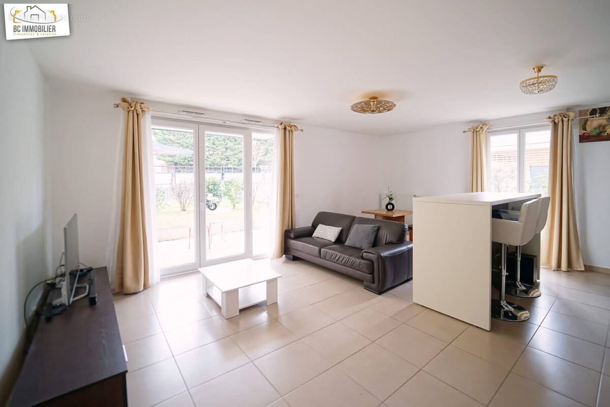 Appartement à FERNEY-VOLTAIRE