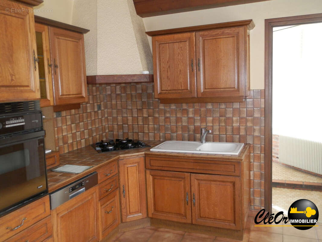 Maison à SAINT-VINCENT-EN-BRESSE