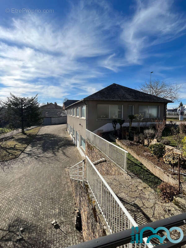 Maison à LUC-LA-PRIMAUBE