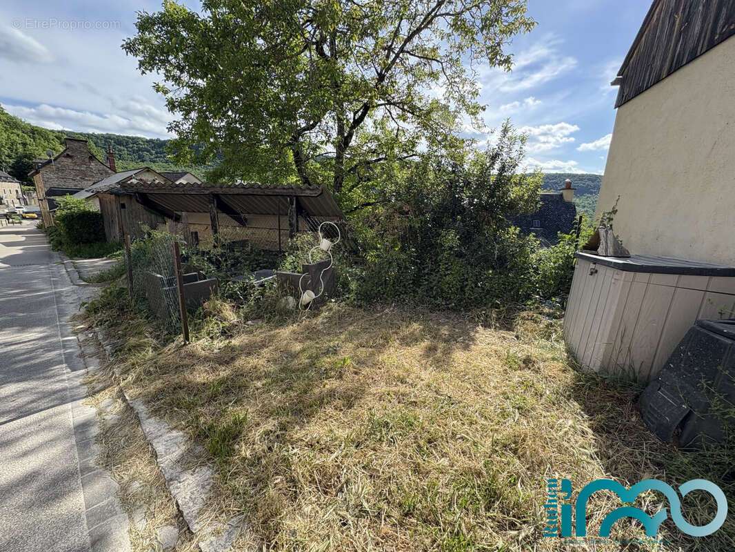 Maison à SALLES-LA-SOURCE