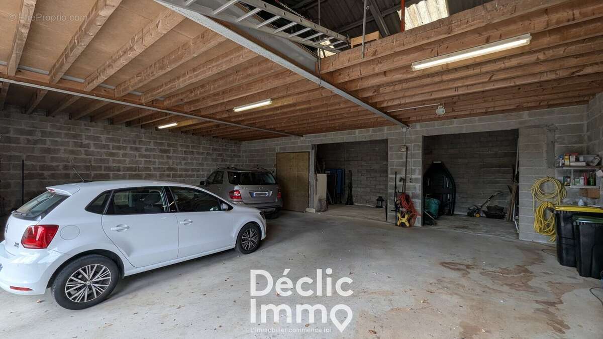 Maison à BARBEZIEUX-SAINT-HILAIRE