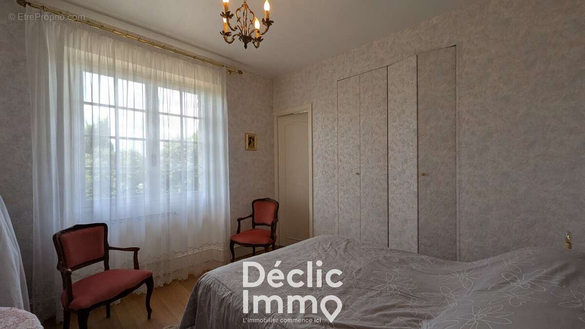 Maison à BARBEZIEUX-SAINT-HILAIRE