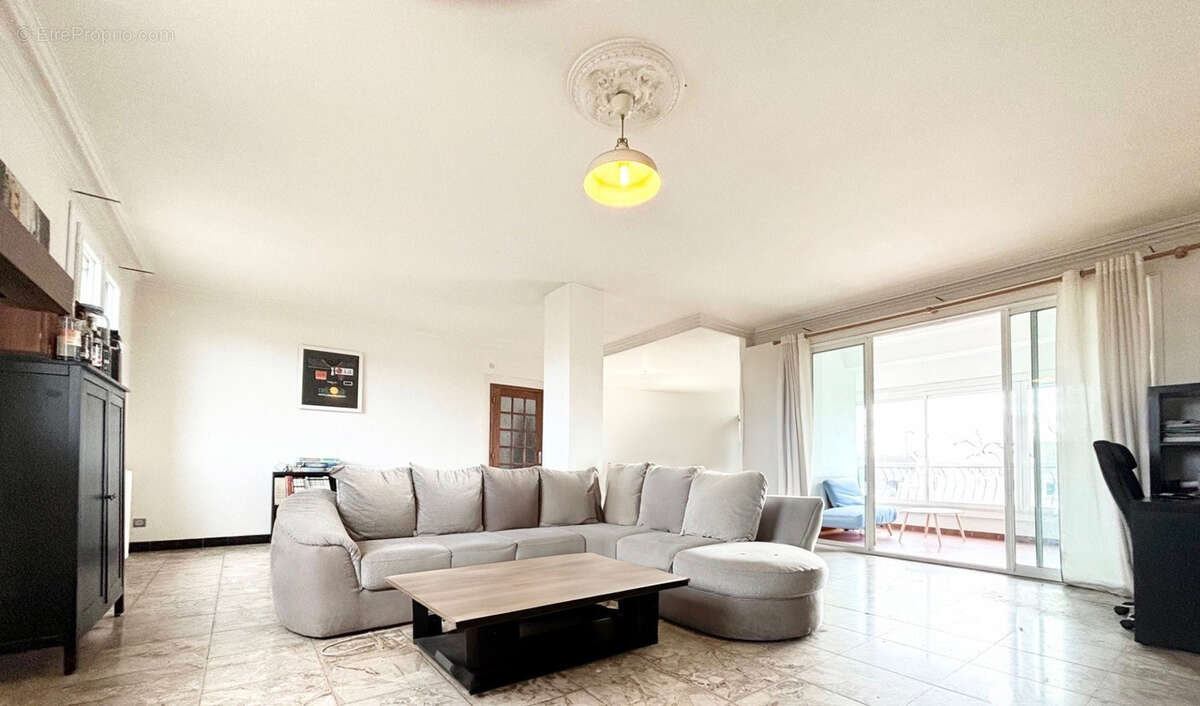 Autre à CARCASSONNE