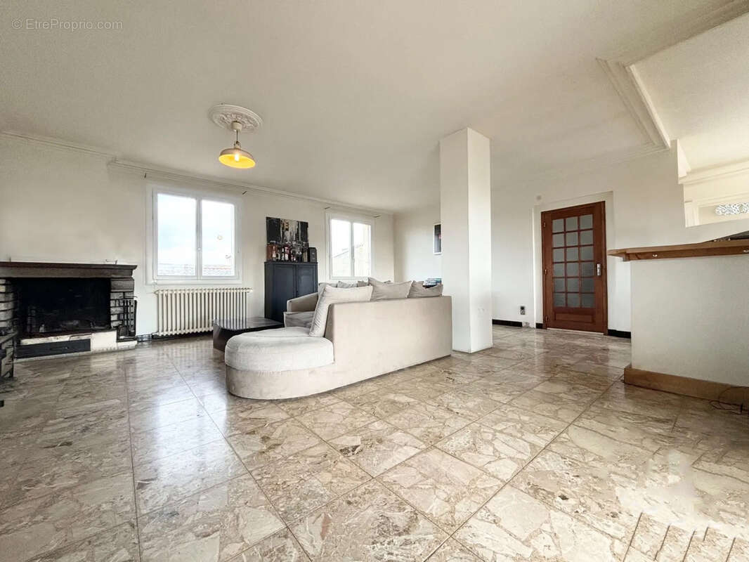 Autre à CARCASSONNE