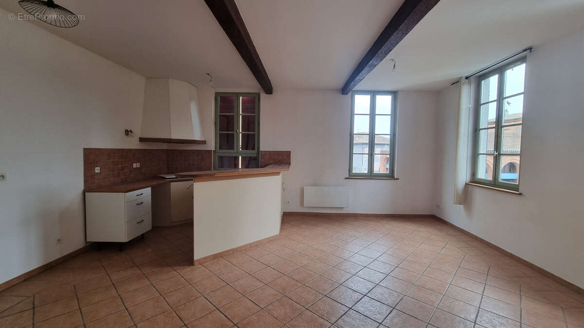 Appartement à L&#039;ISLE-EN-DODON