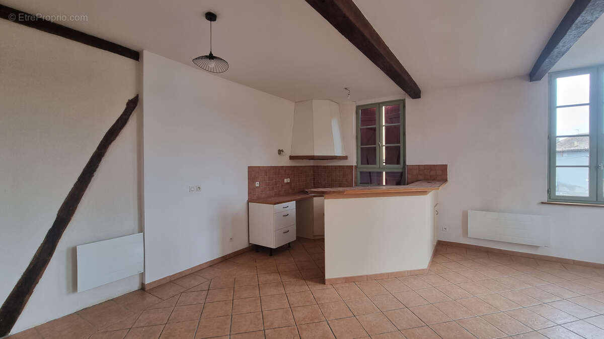 Appartement à L&#039;ISLE-EN-DODON
