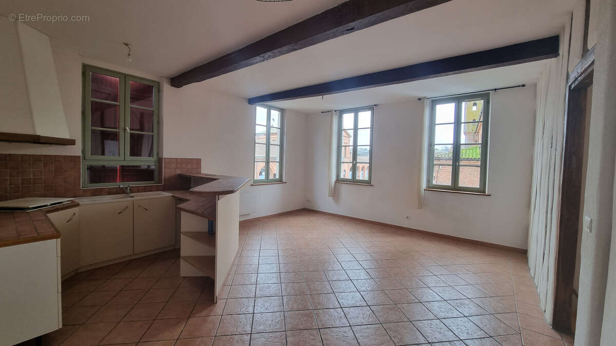 Appartement à L&#039;ISLE-EN-DODON