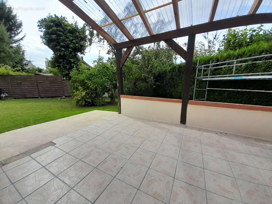 Maison à AUNAY-SOUS-AUNEAU