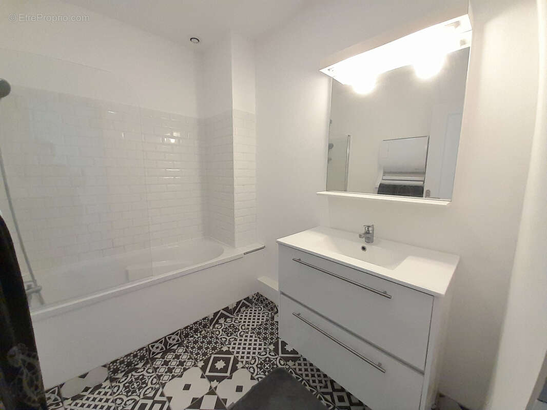 Maison à AUNAY-SOUS-AUNEAU