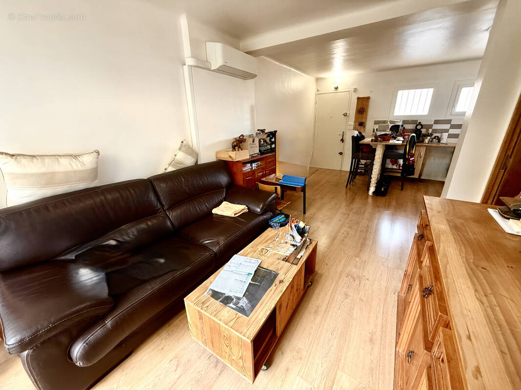 Appartement à MARSEILLE-7E