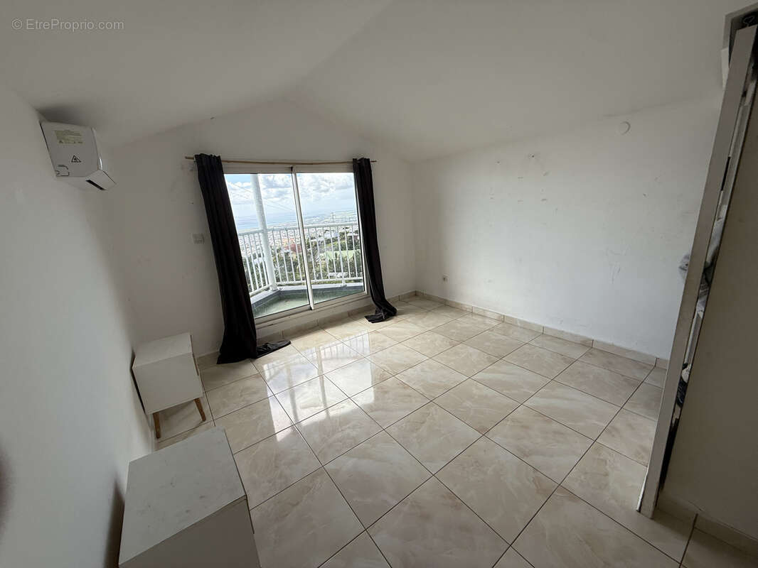 Appartement à SAINT-DENIS