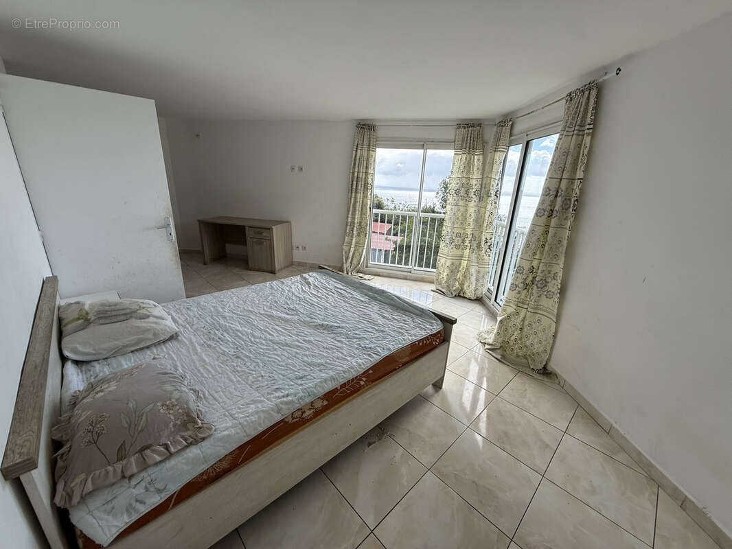 Appartement à SAINT-DENIS