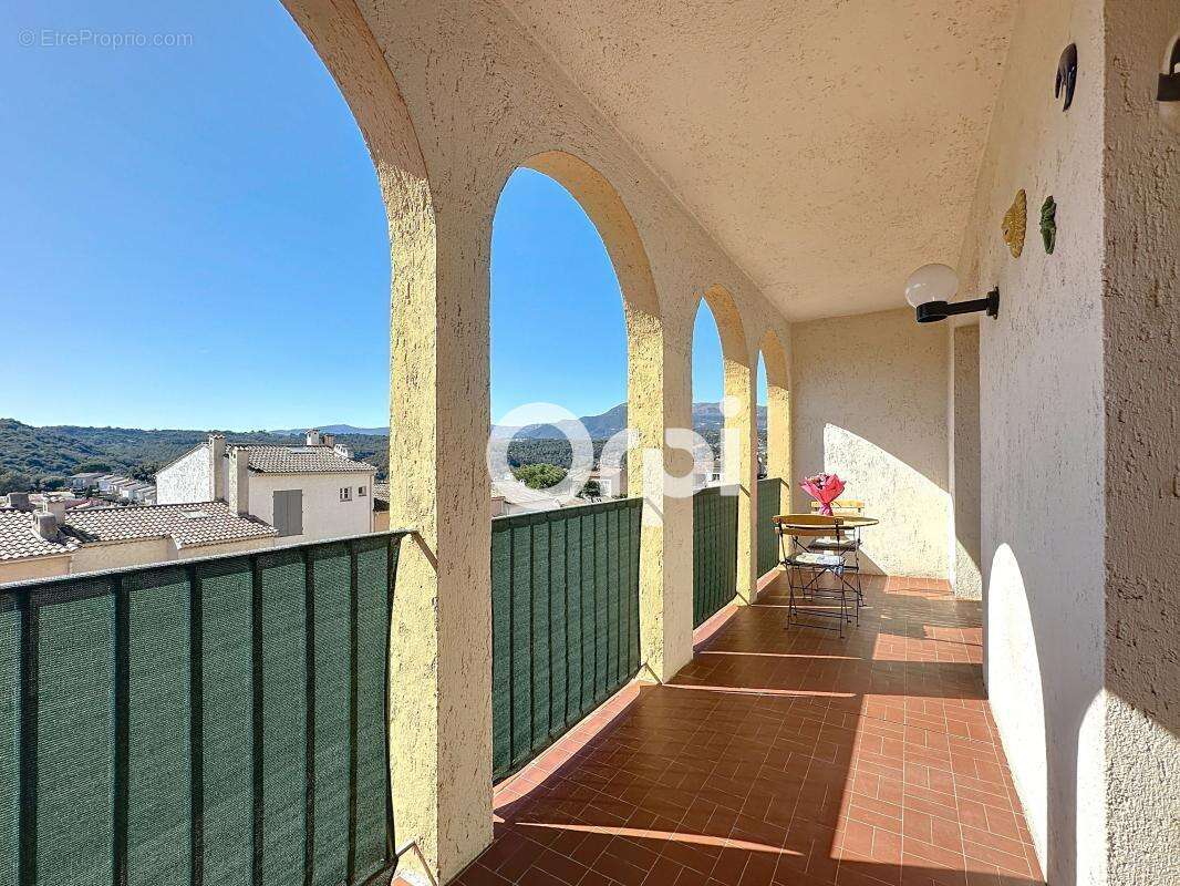 Appartement à VILLENEUVE-LOUBET