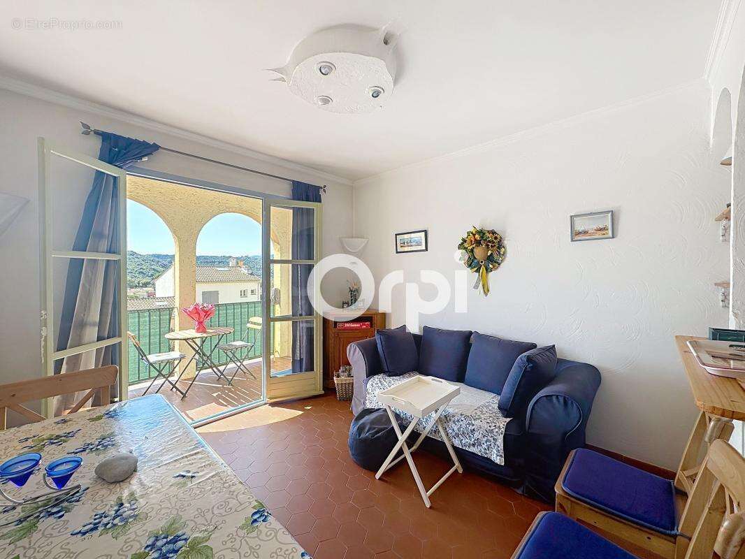 Appartement à VILLENEUVE-LOUBET