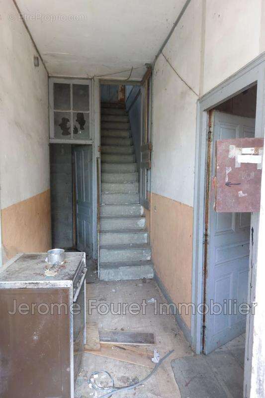 Appartement à EGLETONS