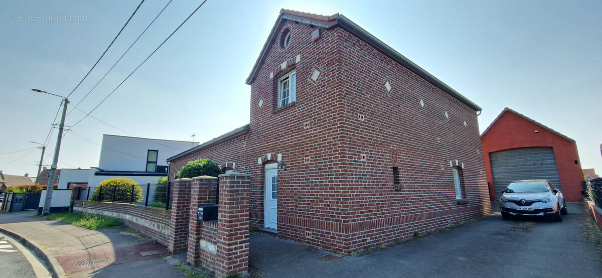 Maison à MARQUILLIES