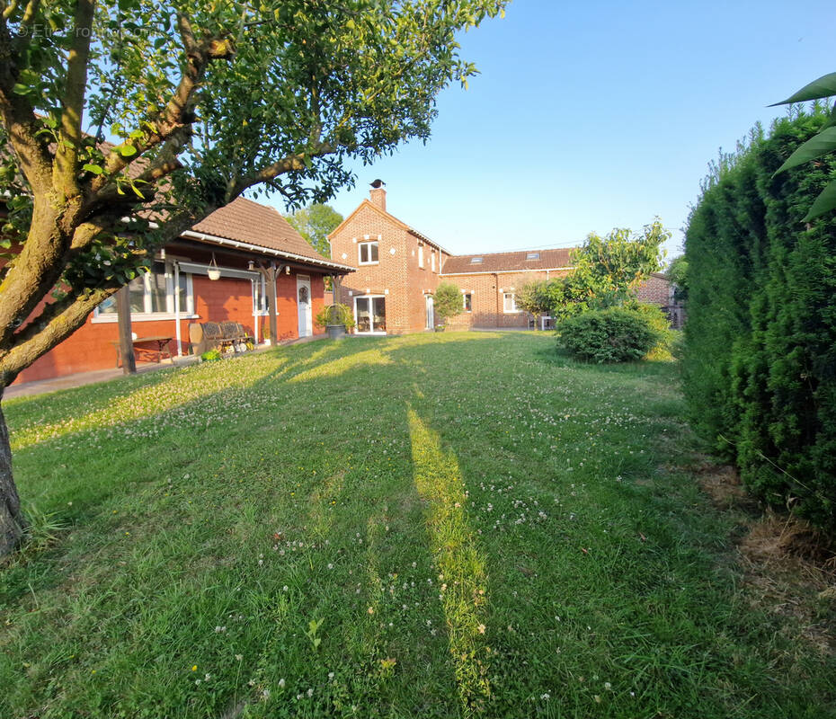 Maison à MARQUILLIES