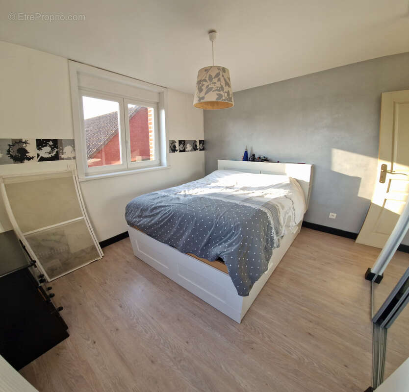 Maison à MARQUILLIES