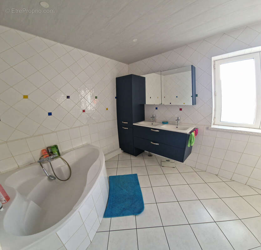 Maison à MARQUILLIES