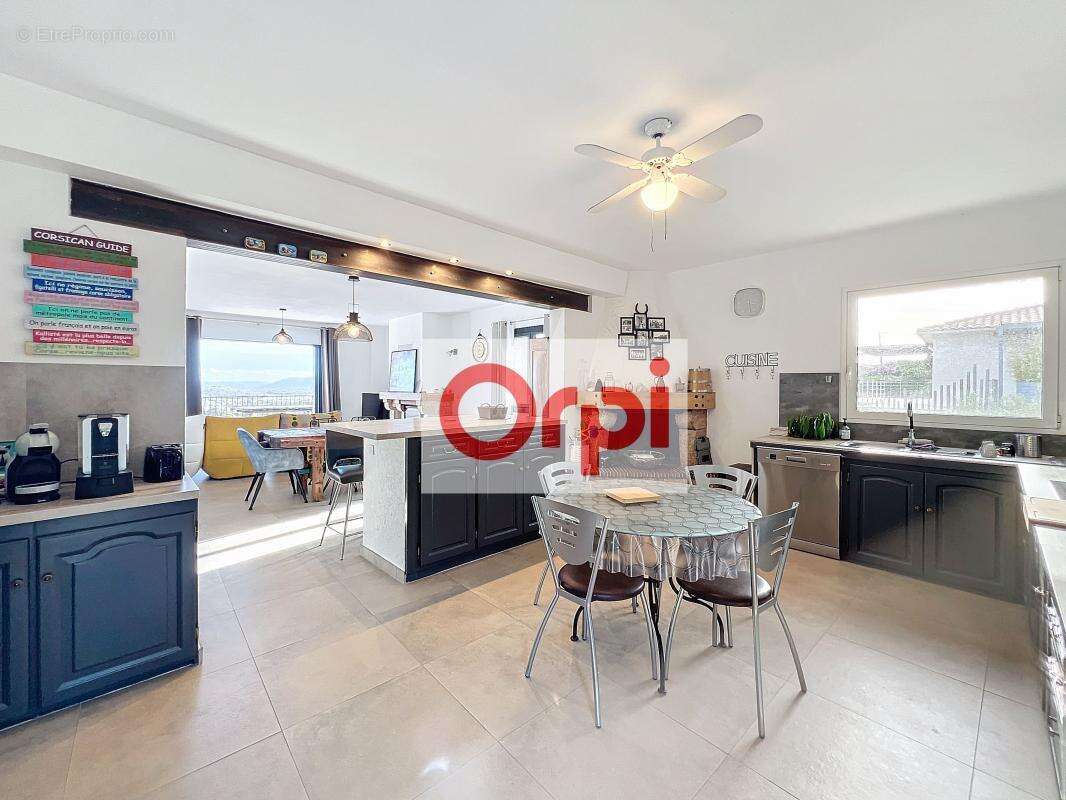 Appartement à PORTO-VECCHIO