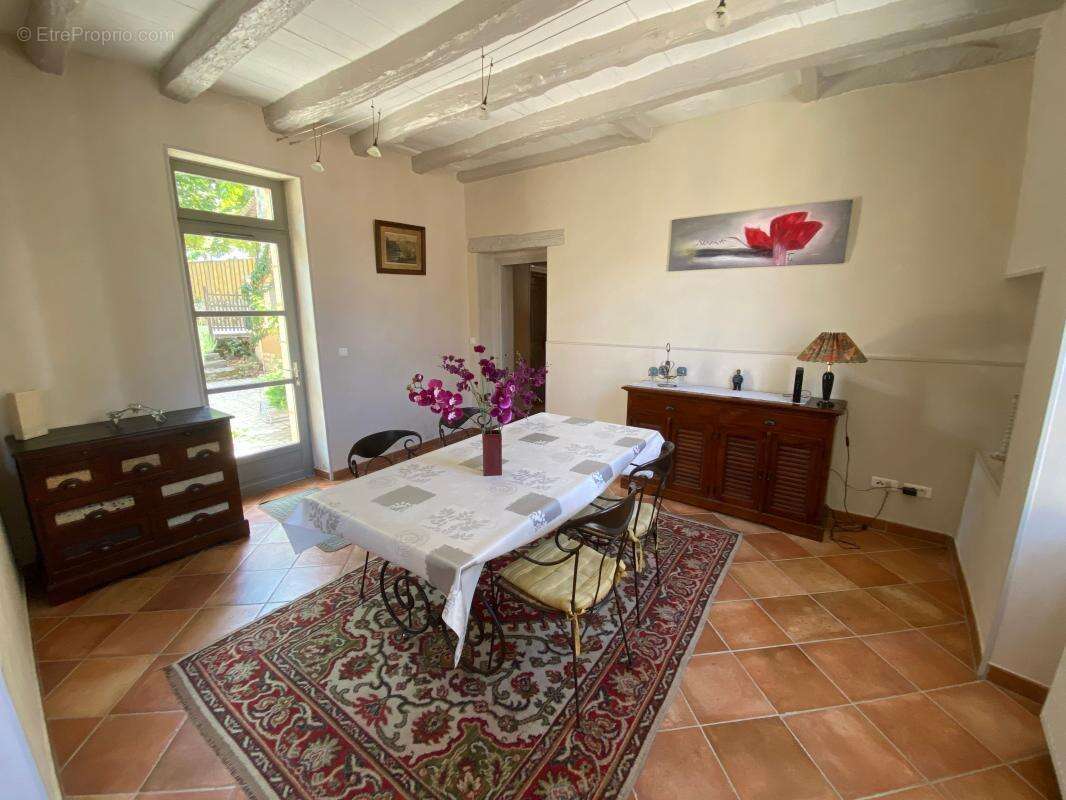 Maison à SAINTE-ALVERE