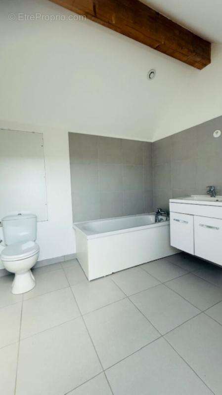 Appartement à AUXON-DESSUS