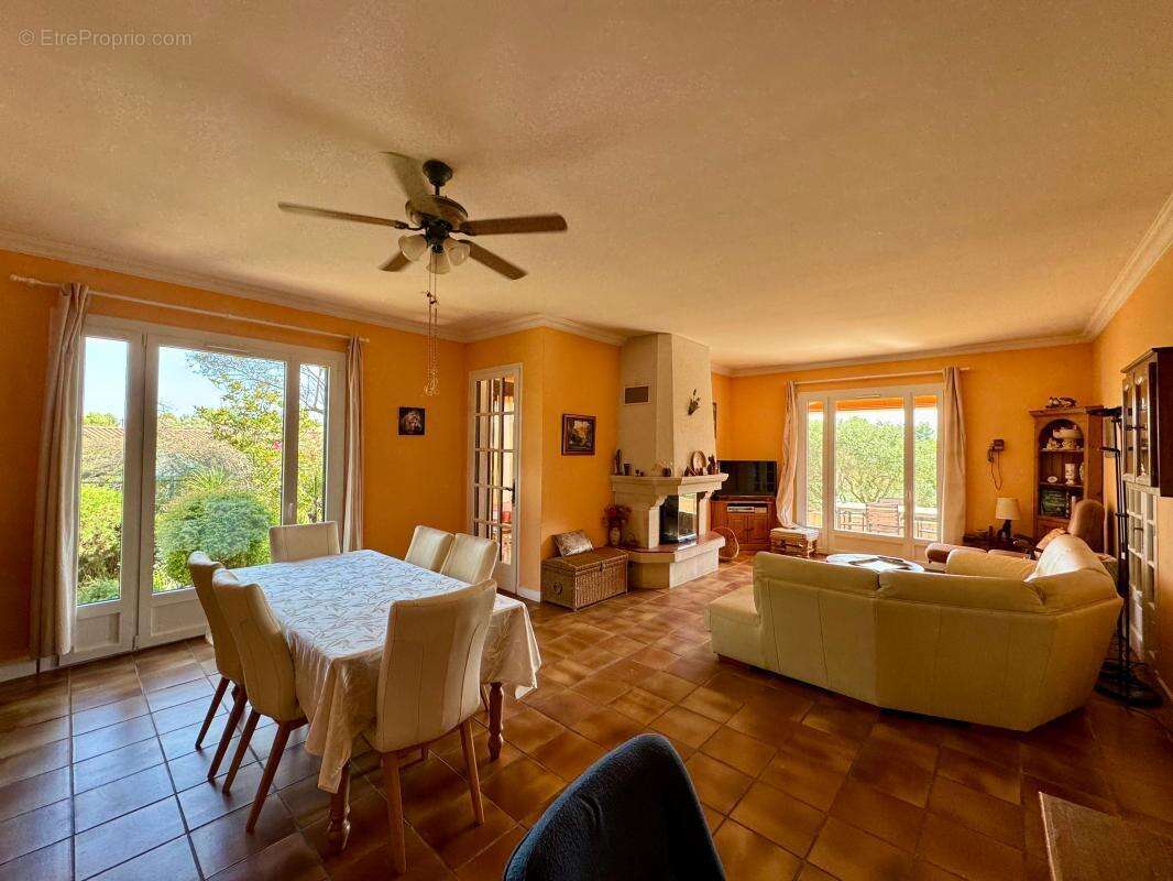 Maison à CASTELNAU-DE-GUERS