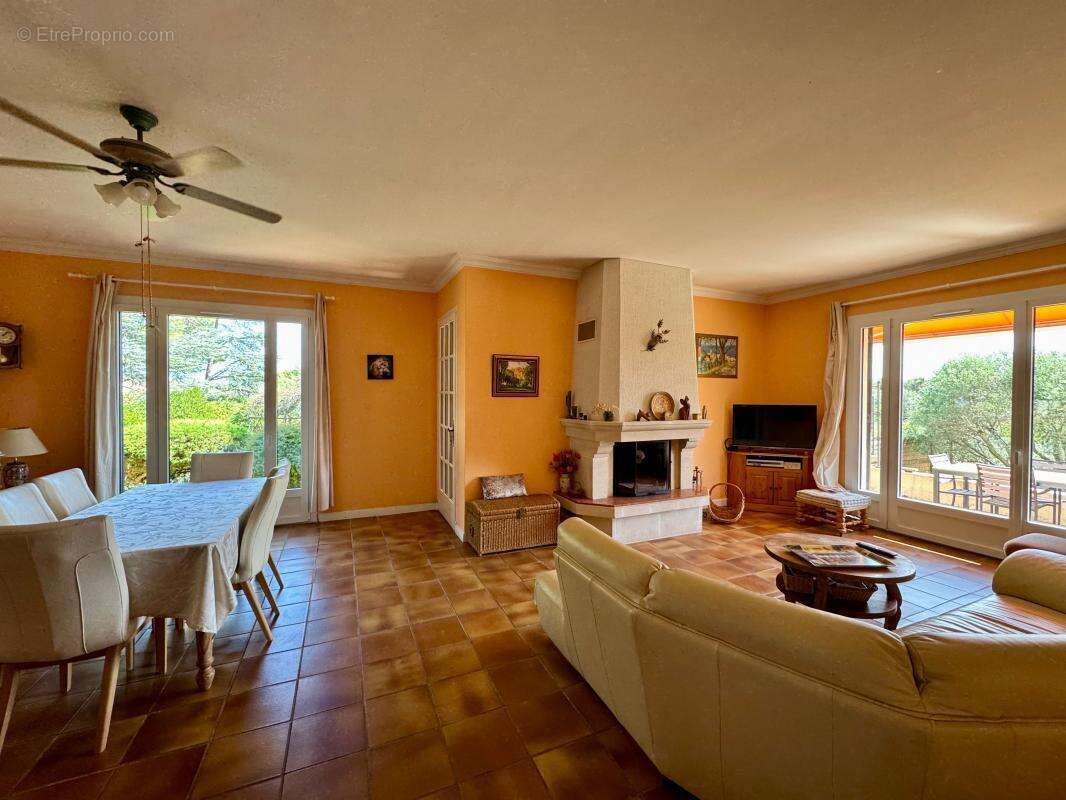 Maison à CASTELNAU-DE-GUERS