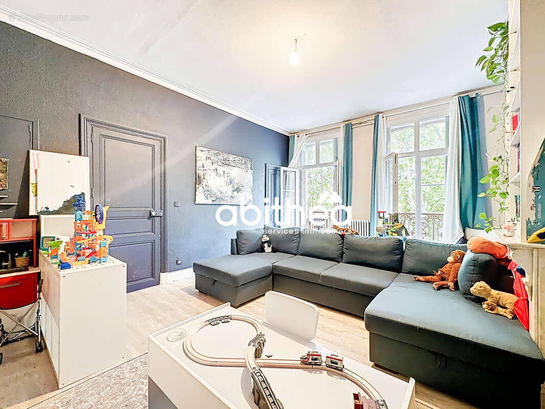 Appartement à BEZIERS