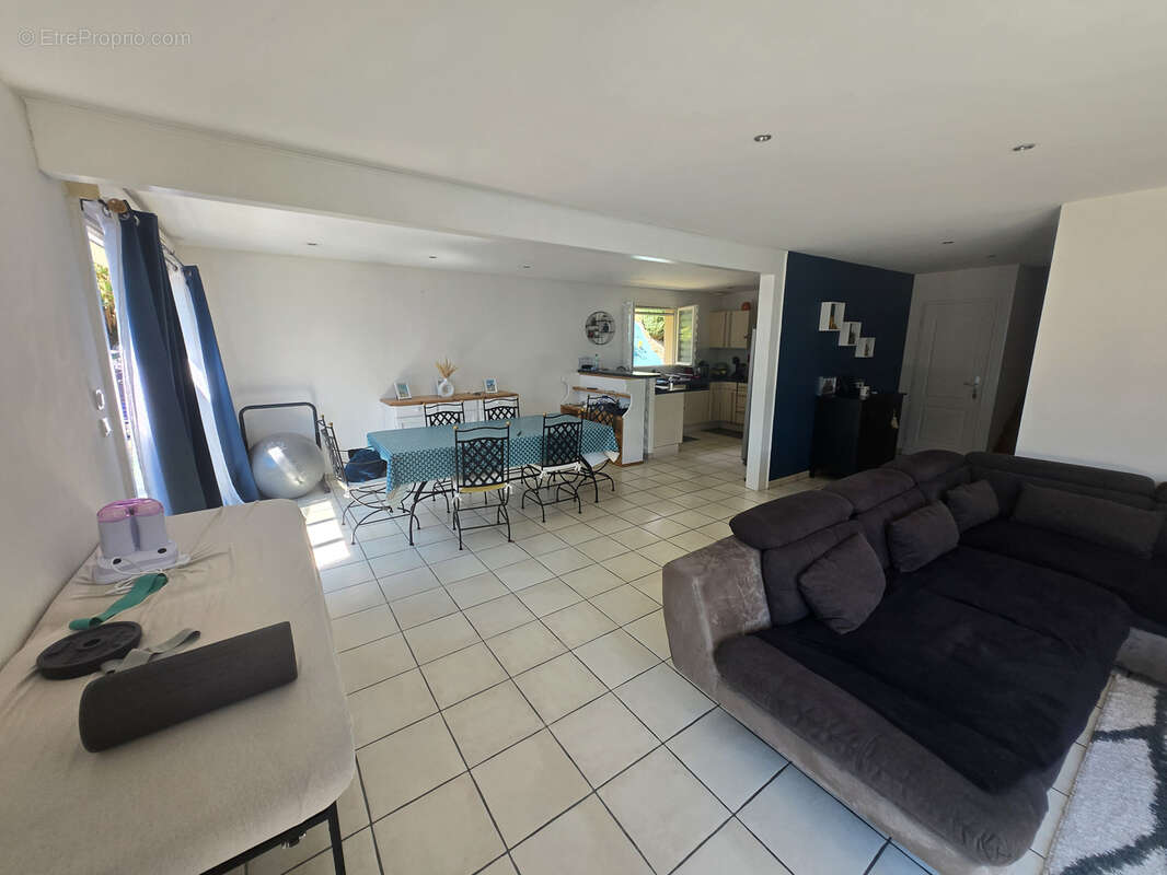 Maison à COISE-SAINT-JEAN-PIED-GAUTHIER