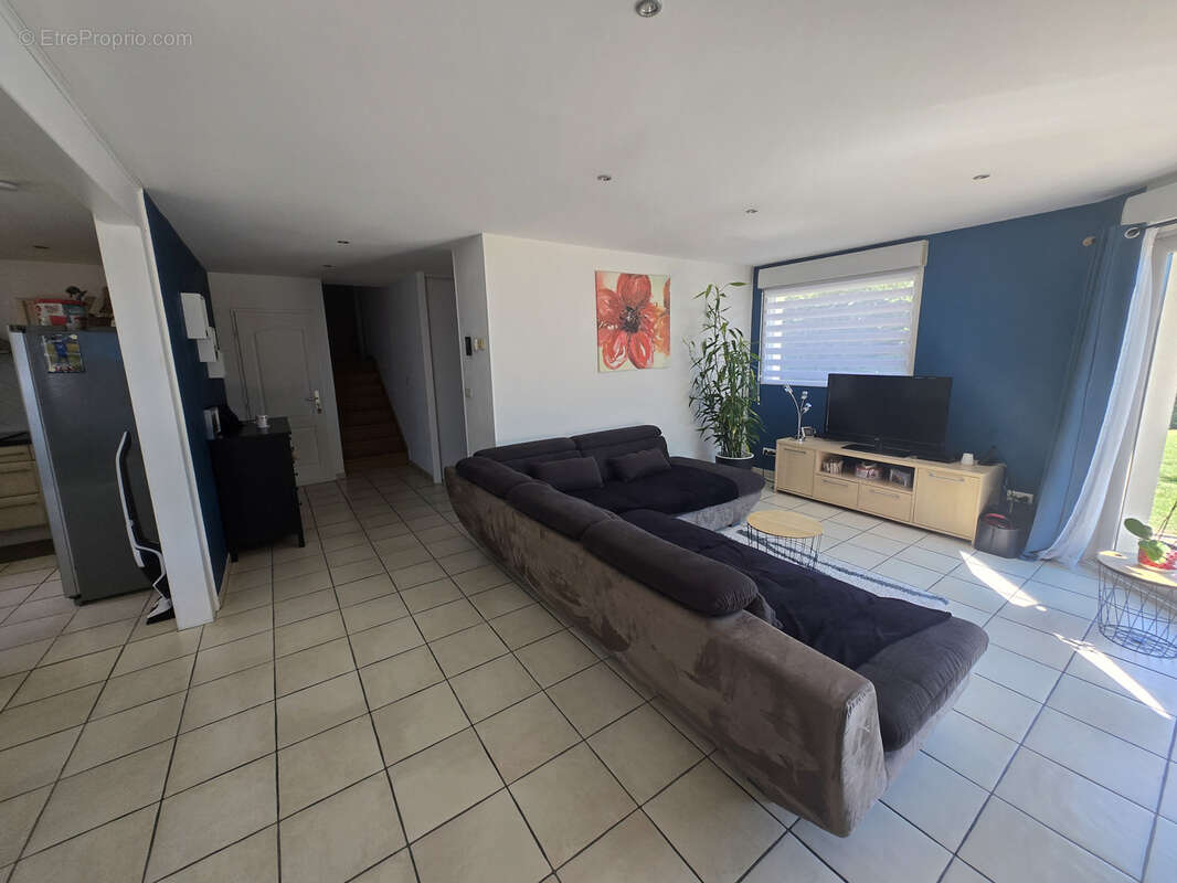 Maison à COISE-SAINT-JEAN-PIED-GAUTHIER