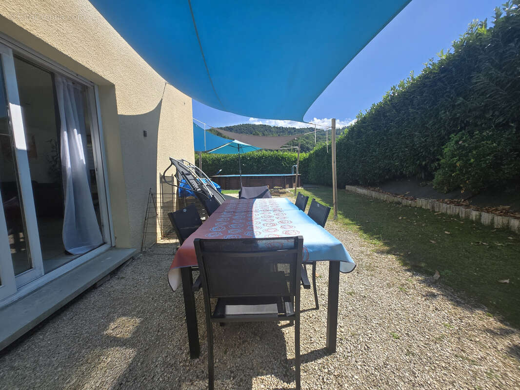 Maison à COISE-SAINT-JEAN-PIED-GAUTHIER