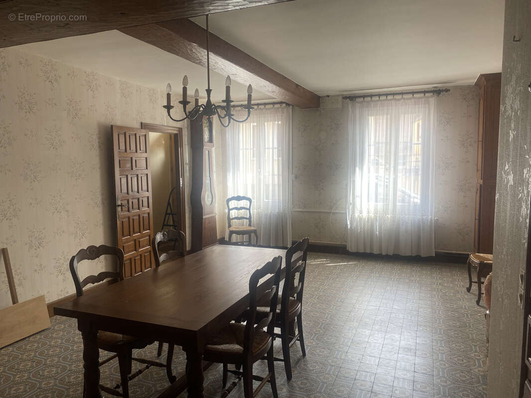 Maison à PACY-SUR-EURE