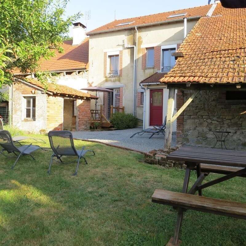 Maison à LE BOURG-D'HEM